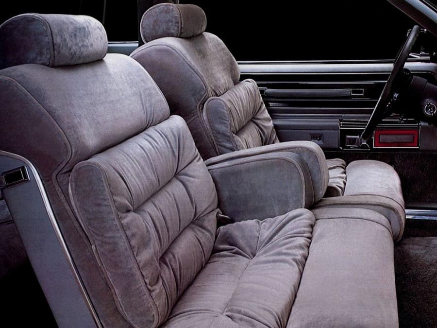  Ford Thunderbird Silver Anniversary 1980 года  (фото 2 из 2)